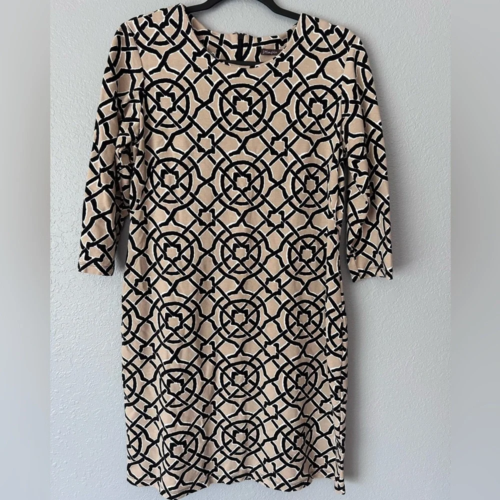 J McLaughlin Devon Ponte Knit Black & Tan Scribe Print Dress Size M